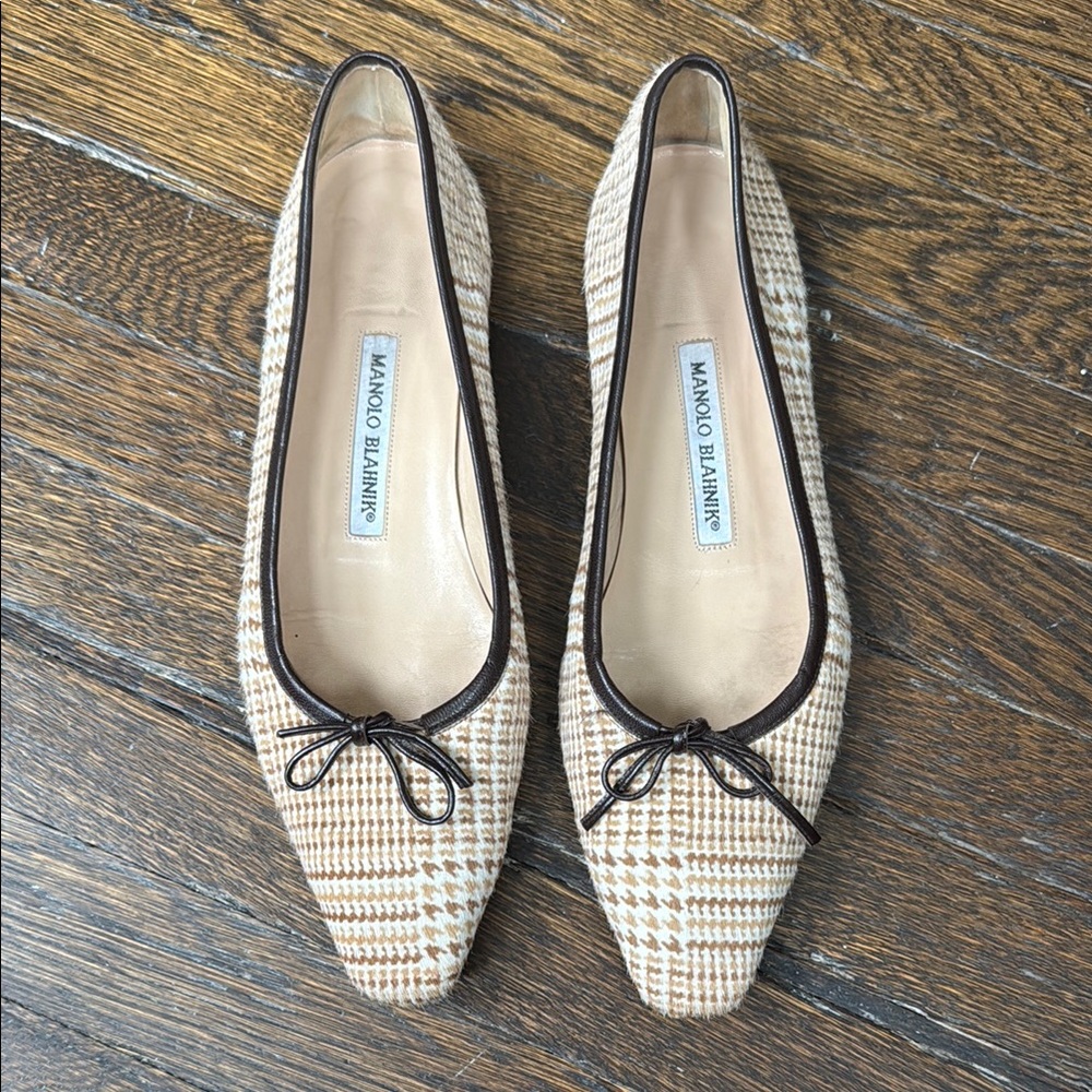 Manolo Blahnik Women's Brown Calf Hair Houndstooth Flats